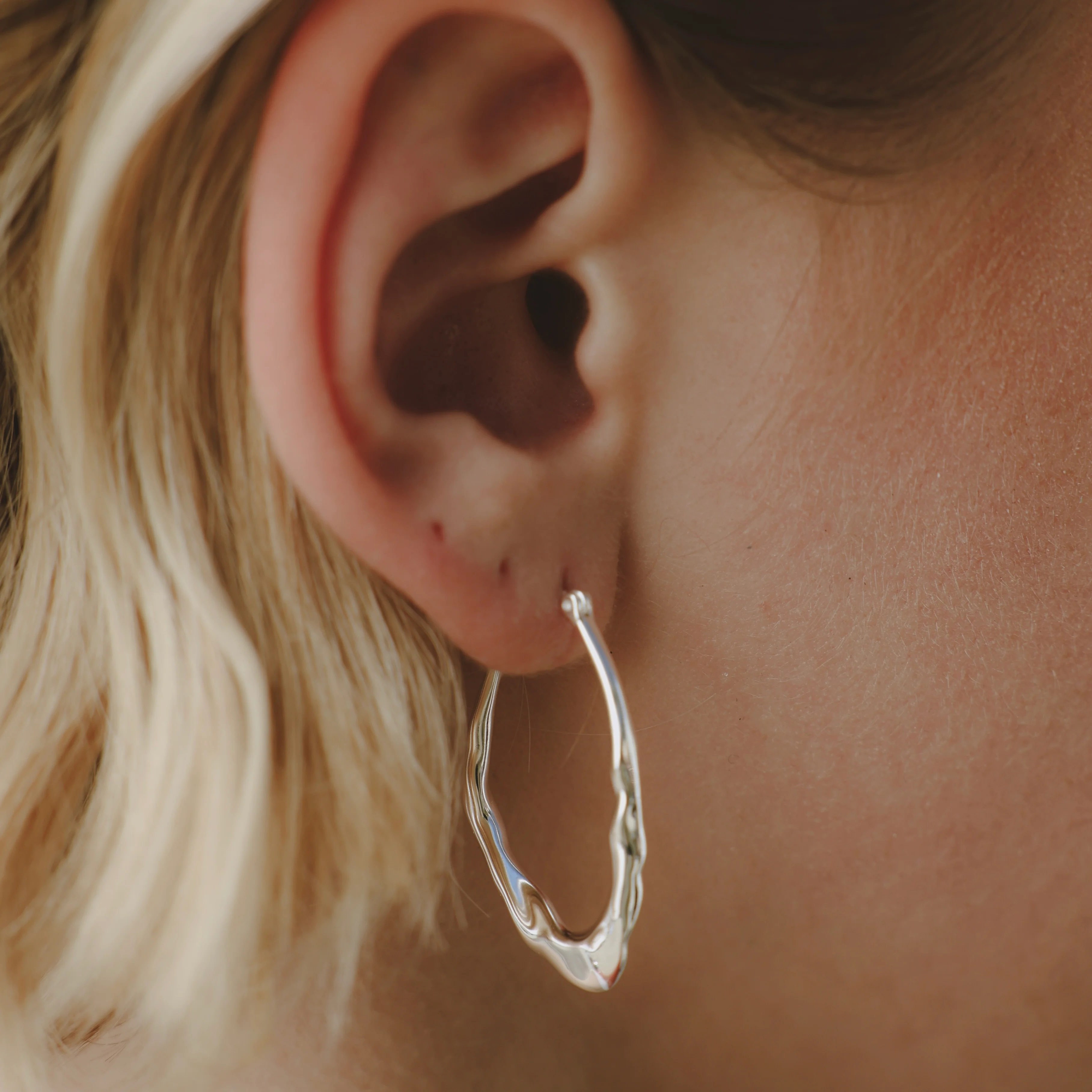 Dalia Hoops - Image 6